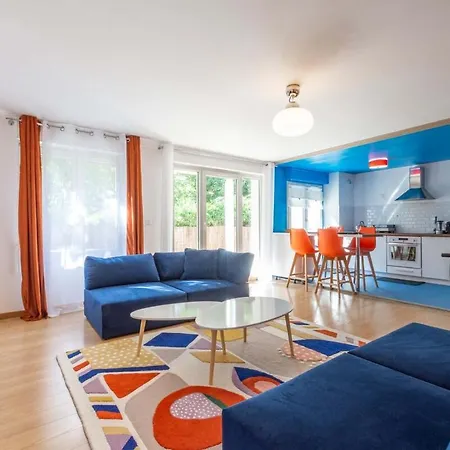 Apartment Le Pop Factory ~ Disneyland ~ Jardin ~ Famille Bussy-Saint-Georges